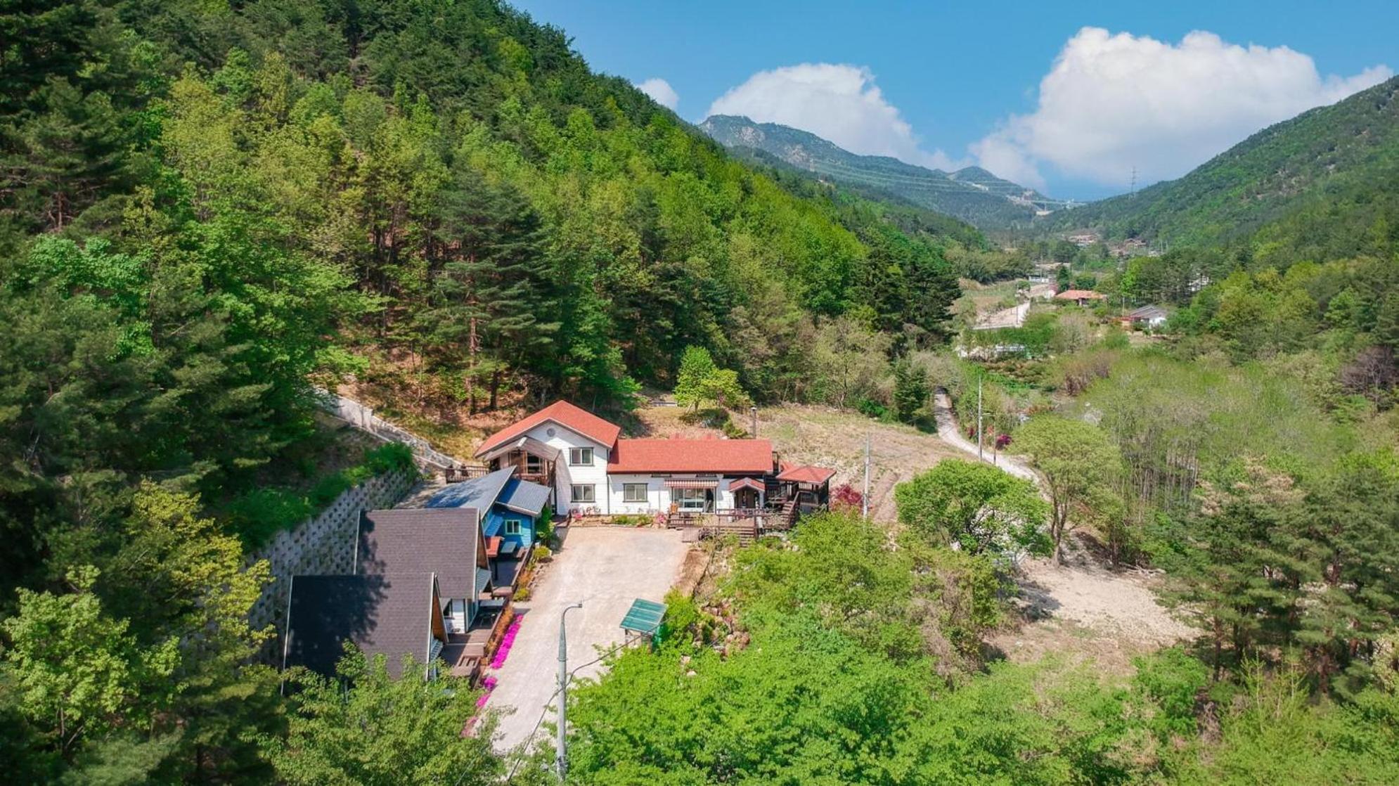 Samcheok Deulre Pension ภายนอก รูปภาพ